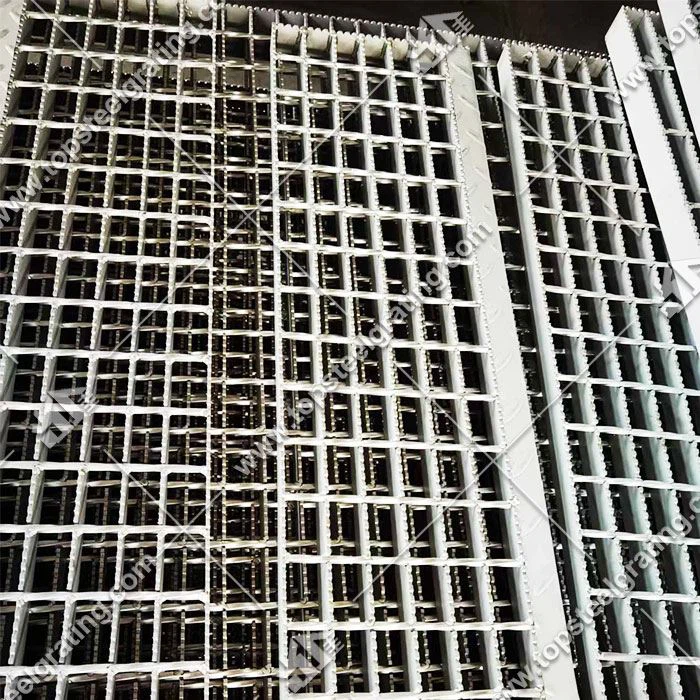 Serrated Metal Grating
